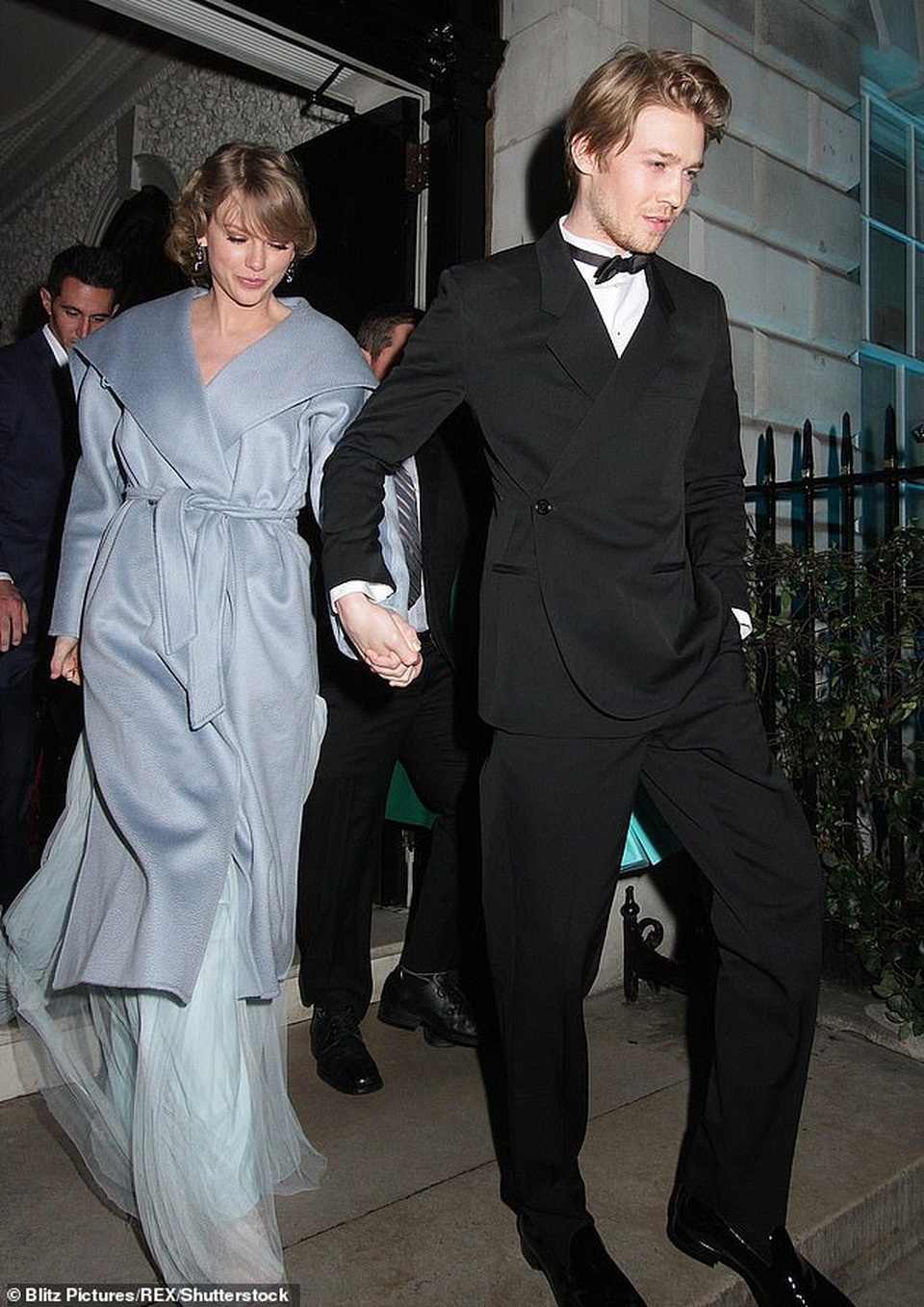 Lý do Taylor Swift bí mật chuyện yêu đương sau nhiều lần đổ vỡ - 1 Lý do Taylor Swift bí mật chuyện yêu đương sau nhiều lần đổ vỡ - 1