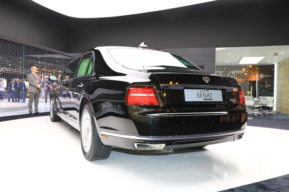 Rolls-Royce của nước Nga chốt giá tương đương hơn 6 tỉ đồng - 16 Rolls-Royce của nước Nga chốt giá tương đương hơn 6 tỉ đồng - 16