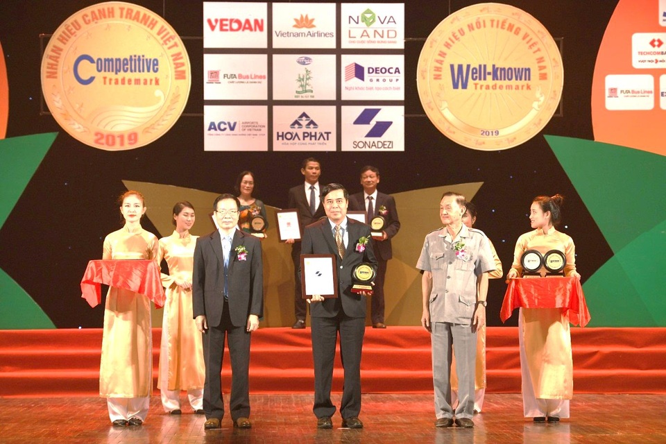 Tổng công ty Sonadezi đạt Top 50 Nhãn hiệu nổi tiếng Việt Nam - 1 Tổng công ty Sonadezi đạt Top 50 Nhãn hiệu nổi tiếng Việt Nam - 1