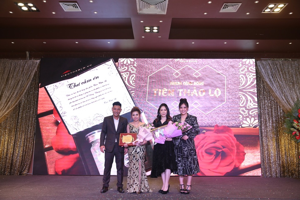 Chuyên gia NLP Tony Phạm và nữ CEO Ngọc Tú đều thành công nhờ câu thần chú “còn 1 chút nữa thôi” - 3 Chuyên gia NLP Tony Phạm và nữ CEO Ngọc Tú đều thành công nhờ câu thần chú “còn 1 chút nữa thôi” - 3