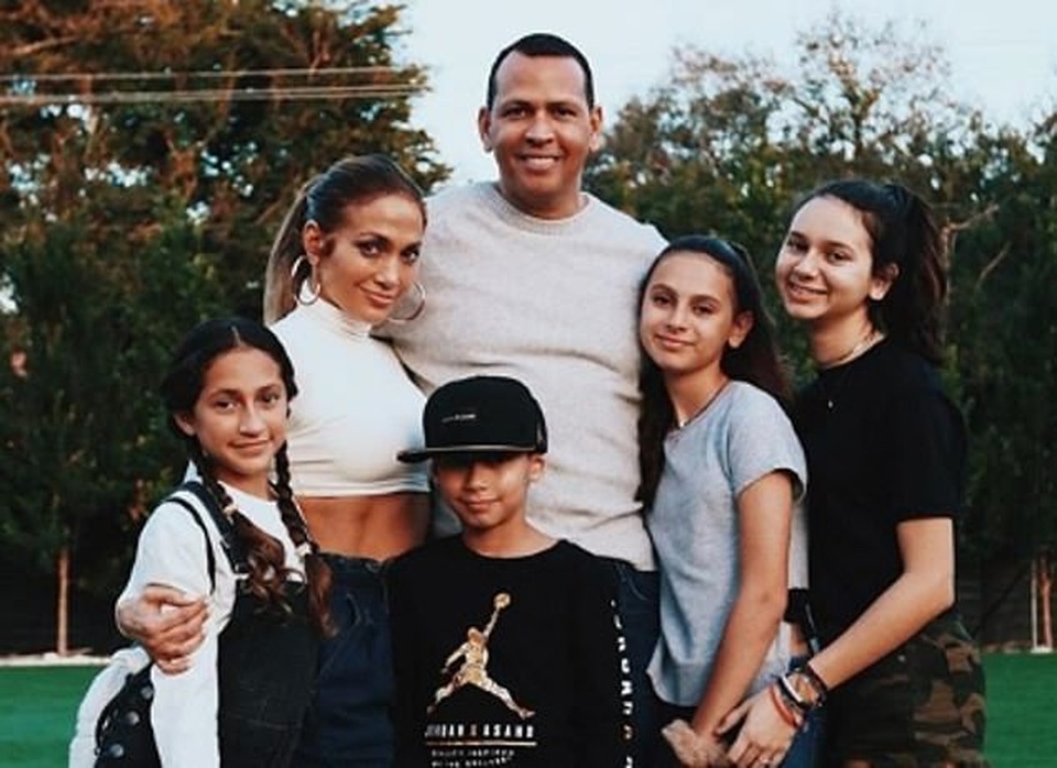 Jennifer Lopez từng muốn từ chối vai diễn vì gia đình - 7