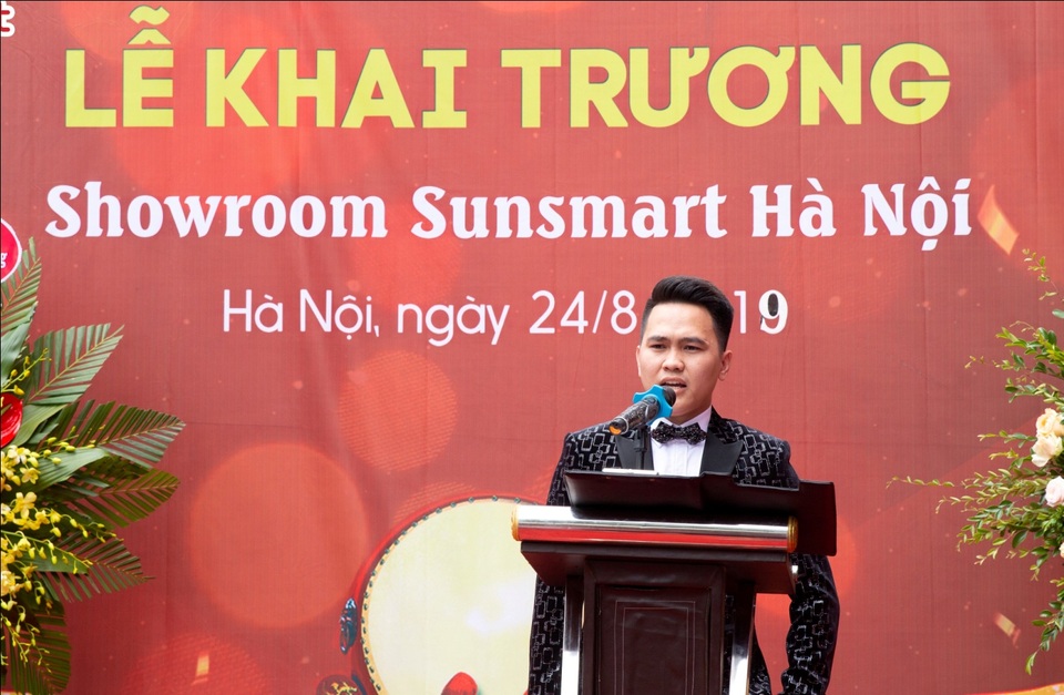 Giấc mơ hạn chế phụ kiện điện thoại, đồ chơi công nghệ trôi nổi của SunSmart - 4 Giấc mơ hạn chế phụ kiện điện thoại, đồ chơi công nghệ trôi nổi của SunSmart - 4