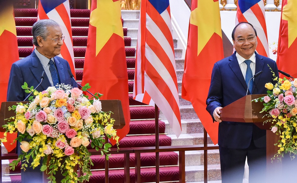 Lễ đón Thủ tướng Malaysia thăm chính thức Việt Nam - 7 Lễ đón Thủ tướng Malaysia thăm chính thức Việt Nam - 7