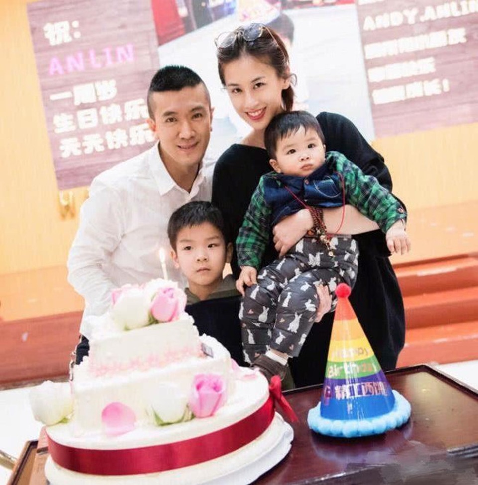 Rộ tin Huỳnh Thánh Y rạn nứt hôn nhân vì chồng ngoại tình - 1