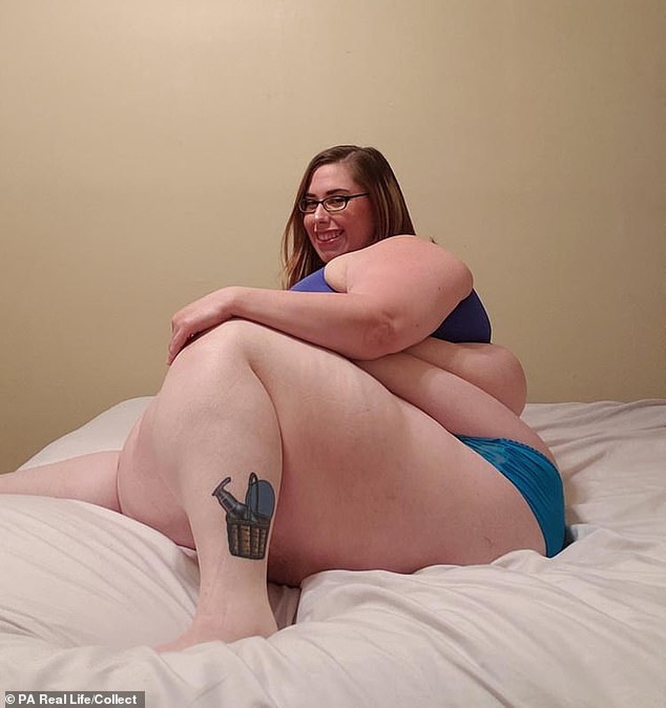 Cô gái cao 1m6 nặng 177 kg bật mí cách kiếm 12000 USD/năm nhờ lợi thế quá khổ - 4