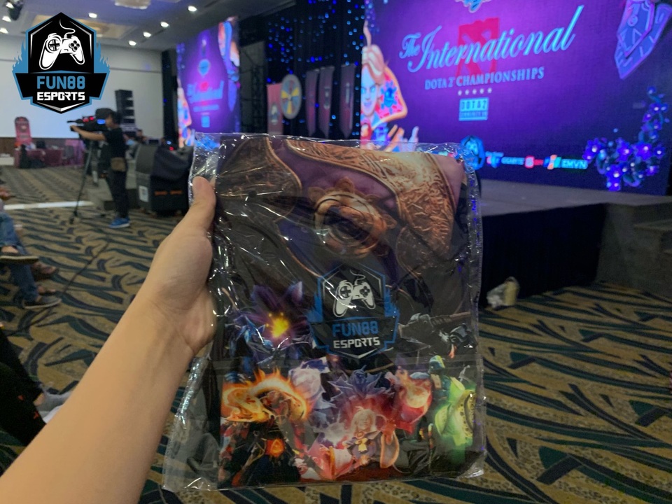 Sự kiện Pubstomp THE TRUTH MESSENGER được Fun88Esports tài trợ đã khép lại với nhiều cảm xúc! - 3 Sự kiện Pubstomp THE TRUTH MESSENGER được Fun88Esports tài trợ đã khép lại với nhiều cảm xúc! - 3