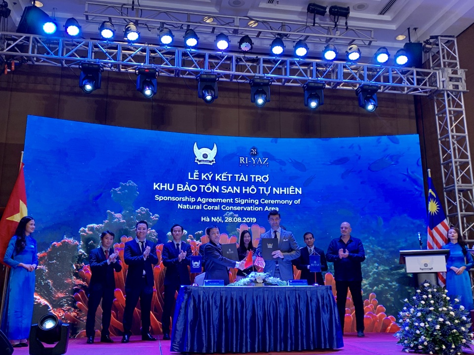 Hỗ trợ 100.000 USD nghiên cứu phục hồi, tái tạo san hô tại vịnh Nha Trang - 1 Hỗ trợ 100.000 USD nghiên cứu phục hồi, tái tạo san hô tại vịnh Nha Trang - 1