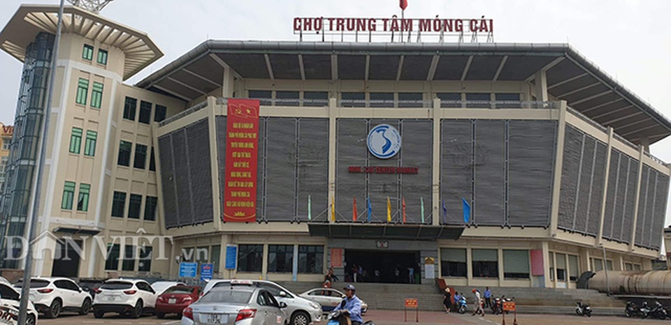 Chợ cửa khẩu Móng Cái gặp thảm cảnh, hàng loạt kiot đóng cửa - 1 Chợ cửa khẩu Móng Cái gặp thảm cảnh, hàng loạt kiot đóng cửa - 1