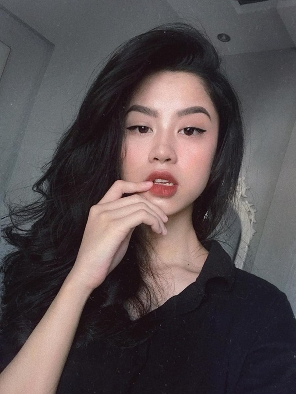 Hot girl Instagram gần 300.000 lượt theo dõi vướng tin đồn là kẻ thứ ba - 5 Hot girl Instagram gần 300.000 lượt theo dõi vướng tin đồn là kẻ thứ ba - 5