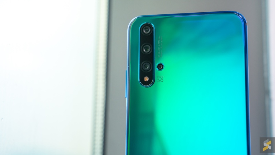 Huawei tung smartphone tầm trung 4 camera, bán tại Việt Nam trong tháng 9 - 1 Huawei tung smartphone tầm trung 4 camera, bán tại Việt Nam trong tháng 9 - 1