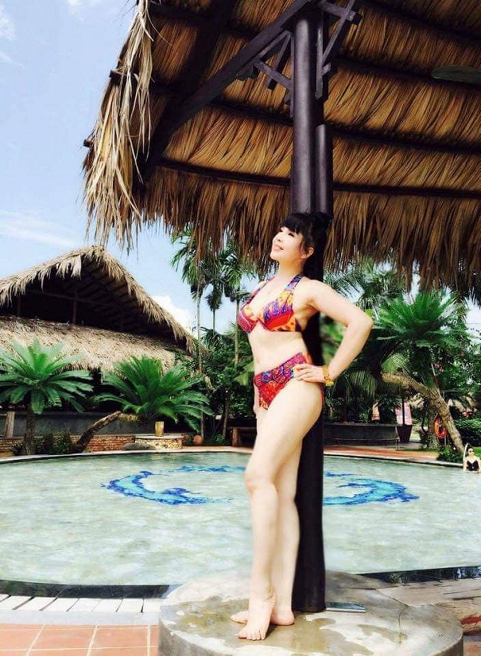 NSND Lan Hương khoe nhan sắc gợi cảm táo bạo ở tuổi 56 - 6 NSND Lan Hương khoe nhan sắc gợi cảm táo bạo ở tuổi 56 - 6
