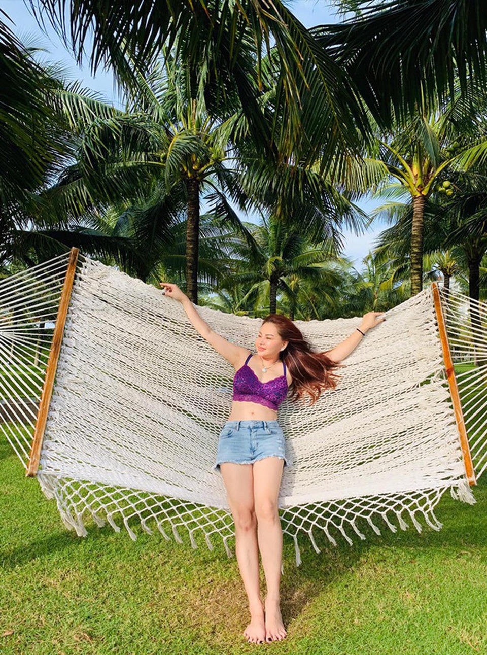 Lê Giang 18 năm miệt mài “dao kéo” khiến con trai lo “có ngày không nhận ra mẹ” - 14 Lê Giang 18 năm miệt mài “dao kéo” khiến con trai lo “có ngày không nhận ra mẹ” - 14