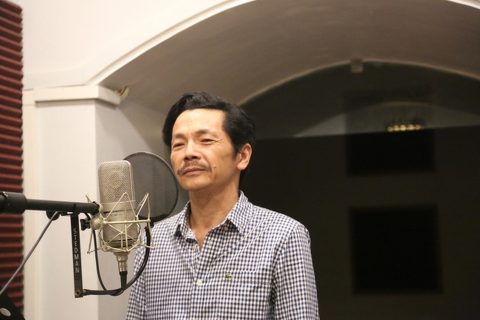 “Cô Đẩu” Công Lý nói gì khi đạt Nghệ sĩ Nhân dân muộn hơn Tự Long? - 2 “Cô Đẩu” Công Lý nói gì khi đạt Nghệ sĩ Nhân dân muộn hơn Tự Long? - 2