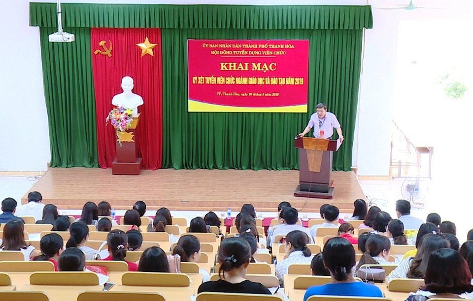 Thanh Hoá: Xử lý người đứng đầu ký hợp đồng lao động không đúng quy định - 1 Thanh Hoá: Xử lý người đứng đầu ký hợp đồng lao động không đúng quy định - 1