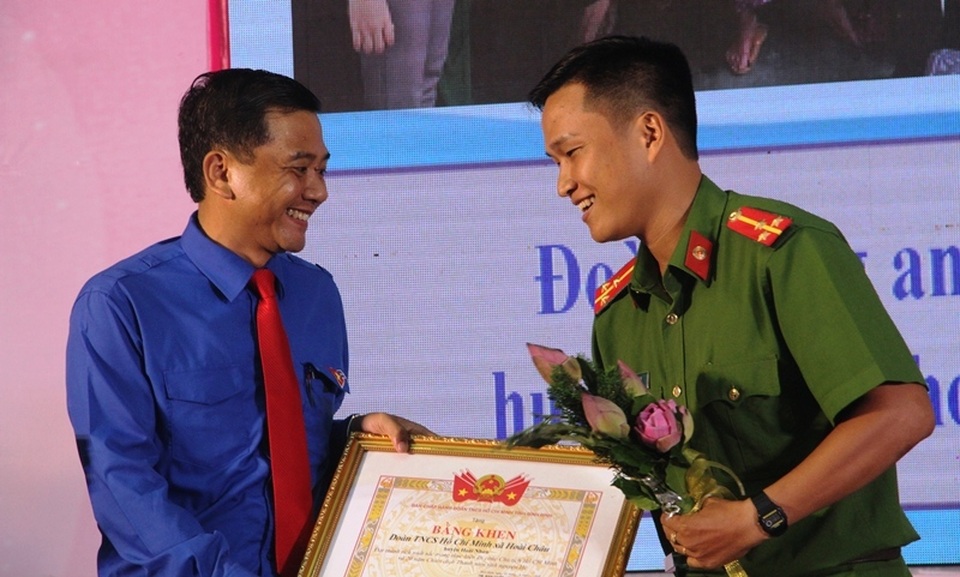 Thực hiện Di chúc Bác Hồ, tuổi trẻ Bình Định làm nghìn việc tốt - 2