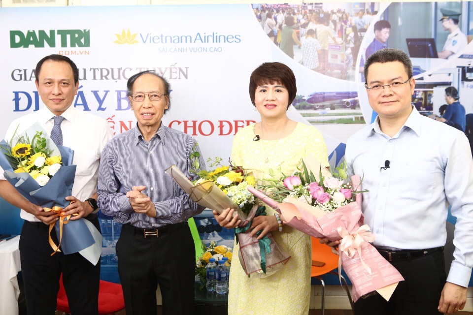 Những vụ “đại náo” sân bay: Nhìn từ ứng xử của cả 2 phía! - 1 Những vụ “đại náo” sân bay: Nhìn từ ứng xử của cả 2 phía! - 1