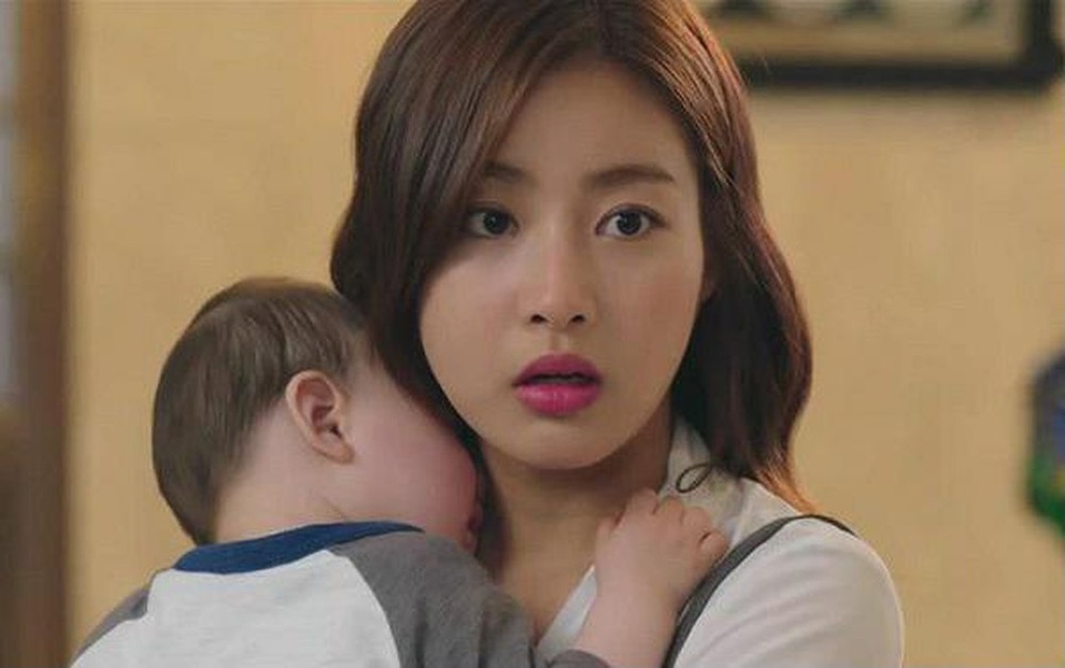 Ầm ĩ vì chồng có vợ mới vẫn lấy cớ về thăm vợ cũ - 1 Ầm ĩ vì chồng có vợ mới vẫn lấy cớ về thăm vợ cũ - 1