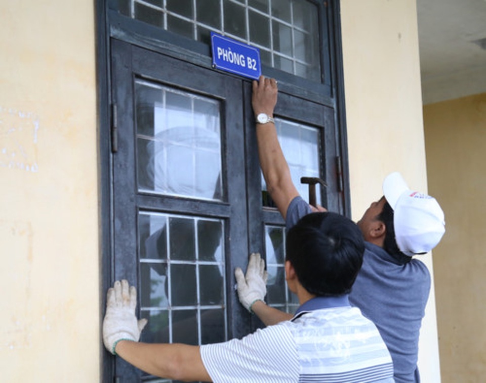 Quảng Bình: Chủ động cho học sinh nghỉ học để đảm bảo an toàn trong bão số 4 - 1 Quảng Bình: Chủ động cho học sinh nghỉ học để đảm bảo an toàn trong bão số 4 - 1