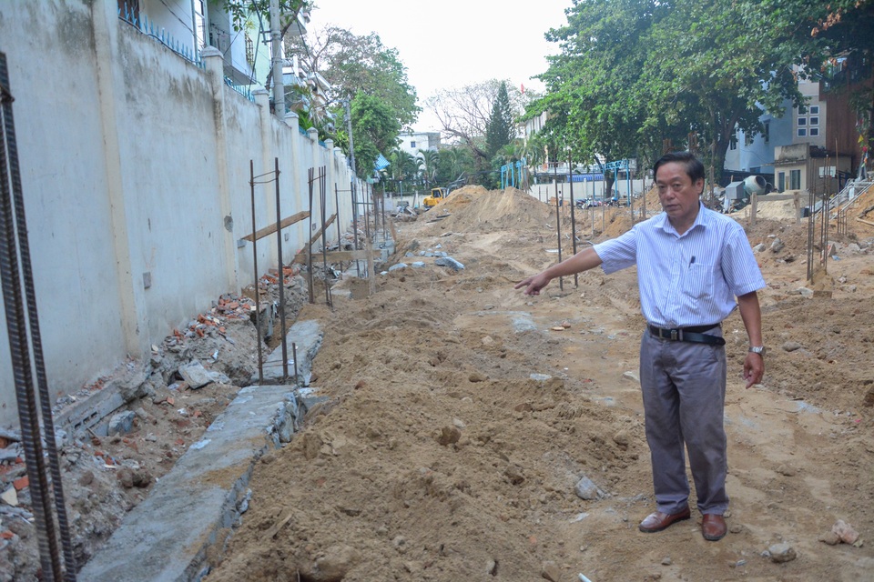 Đà Nẵng: Ngổn ngang trường lớp chưa sửa chữa xong trước thềm năm học mới - 3 Đà Nẵng: Ngổn ngang trường lớp chưa sửa chữa xong trước thềm năm học mới - 3