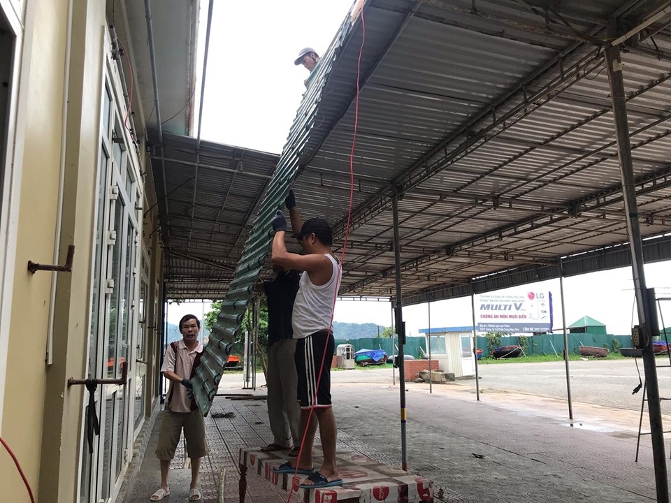 Tìm mọi cách để ứng phó khi bão số 4 sắp đổ bộ - 4 Tìm mọi cách để ứng phó khi bão số 4 sắp đổ bộ - 4