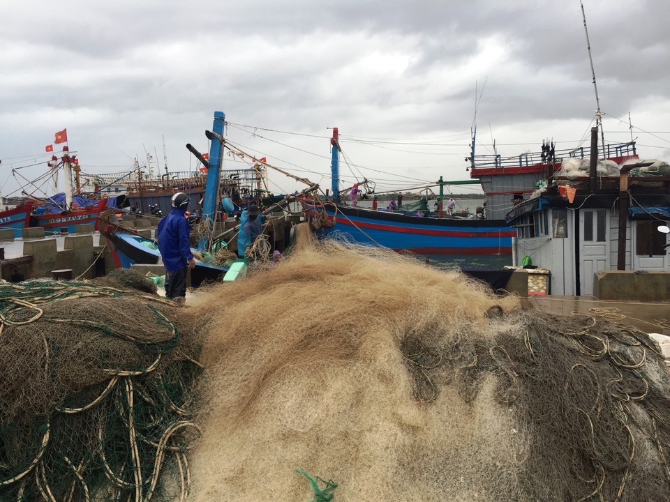 Tìm mọi cách để ứng phó khi bão số 4 sắp đổ bộ - 10 Tìm mọi cách để ứng phó khi bão số 4 sắp đổ bộ - 10
