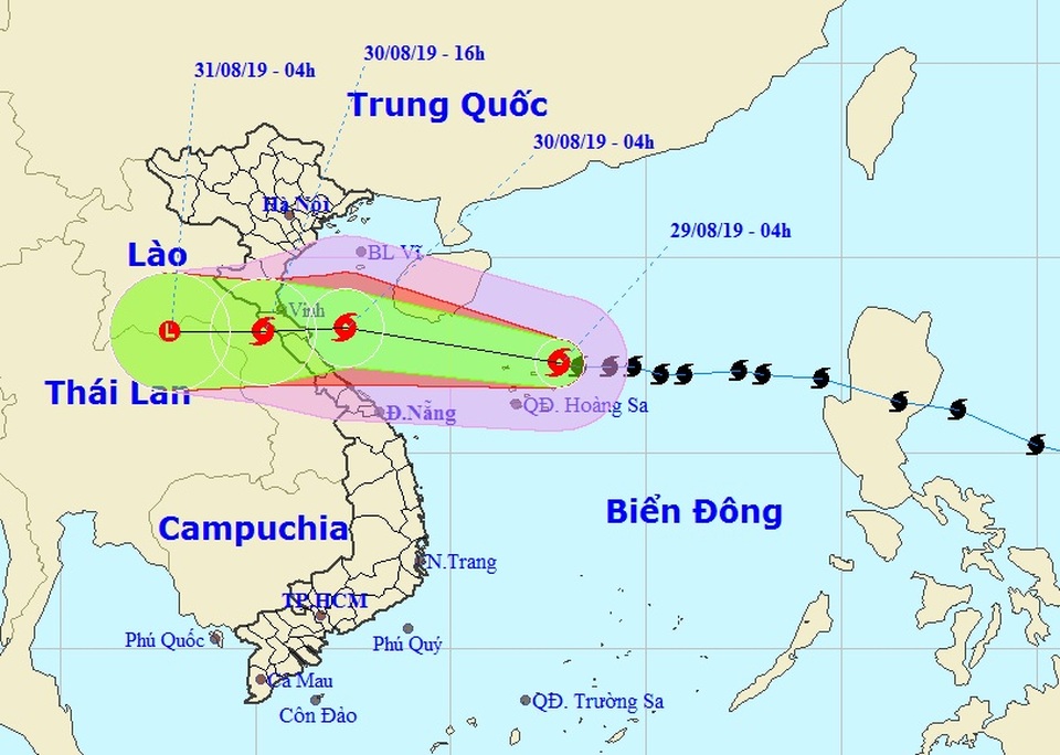 Bão số 4 áp sát Quần đảo Hoàng Sa, giữ nguyên hướng vào Bắc miền Trung - 1 Bão số 4 áp sát Quần đảo Hoàng Sa, giữ nguyên hướng vào Bắc miền Trung - 1