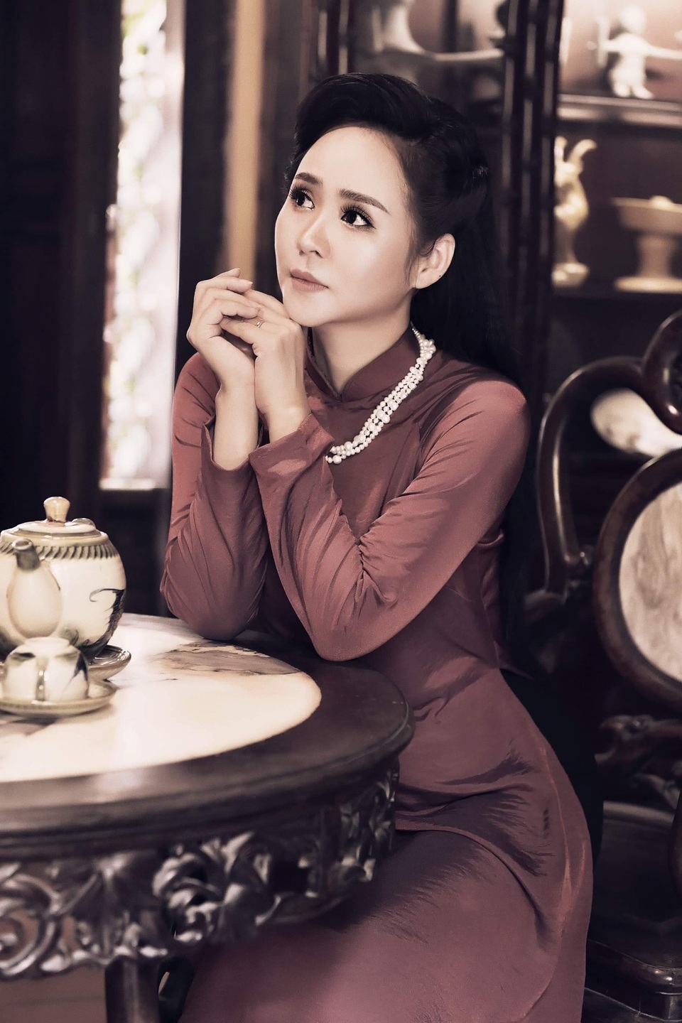 Nữ hoàng Hoa hồng Bùi Thanh Hương và khát vọng lưu giữ văn hóa Việt trong tà áo dài - 6 Nữ hoàng Hoa hồng Bùi Thanh Hương và khát vọng lưu giữ văn hóa Việt trong tà áo dài - 6