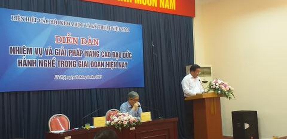 Hành nghề không có đạo đức, không ai tôn trọng - 1 Hành nghề không có đạo đức, không ai tôn trọng - 1