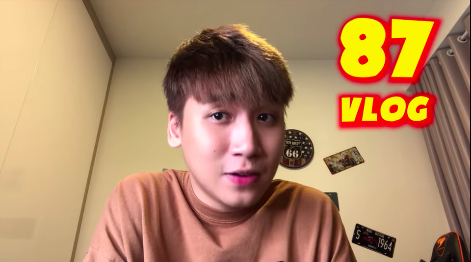Vlogger triệu views Huy Cung tuyên bố từ bỏ nghiệp vlog sau 4 năm - 1 Vlogger triệu views Huy Cung tuyên bố từ bỏ nghiệp vlog sau 4 năm - 1