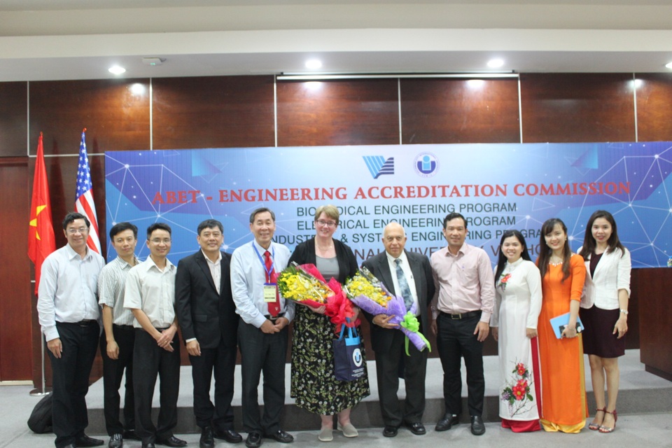 Hai trường ĐH Việt Nam có chương trình đạt chuẩn kiểm định của Mỹ - 1 Hai trường ĐH Việt Nam có chương trình đạt chuẩn kiểm định của Mỹ - 1
