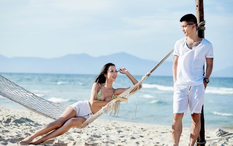 Dàn mỹ nhân Việt đồng loạt diện áo tắm khoe dáng bốc lửa bên “một nửa” - 8 Dàn mỹ nhân Việt đồng loạt diện áo tắm khoe dáng bốc lửa bên “một nửa” - 8