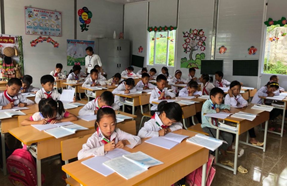 Hà Giang: Hàng trăm em học sinh vui mừng đón nhận lớp học mới trước ngày khai giảng - 4 Hà Giang: Hàng trăm em học sinh vui mừng đón nhận lớp học mới trước ngày khai giảng - 4