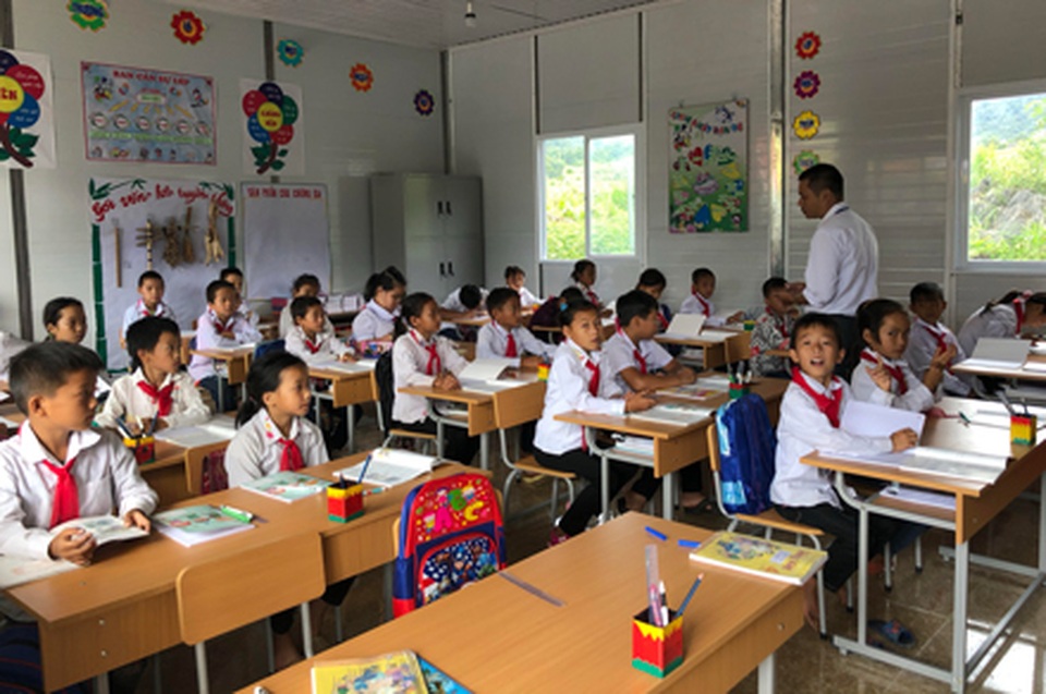 Hà Giang: Hàng trăm em học sinh vui mừng đón nhận lớp học mới trước ngày khai giảng - 3 Hà Giang: Hàng trăm em học sinh vui mừng đón nhận lớp học mới trước ngày khai giảng - 3