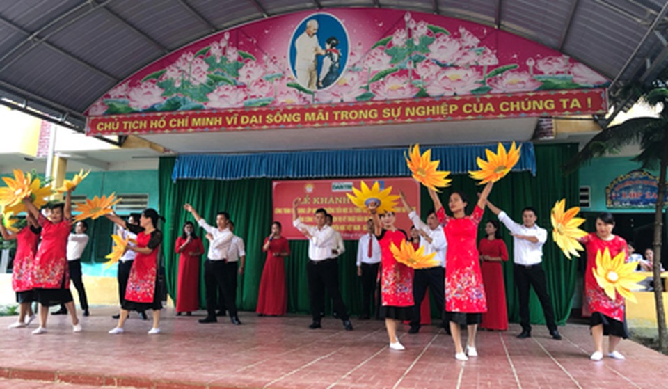 Hà Giang: Hàng trăm em học sinh vui mừng đón nhận lớp học mới trước ngày khai giảng - 5 Hà Giang: Hàng trăm em học sinh vui mừng đón nhận lớp học mới trước ngày khai giảng - 5