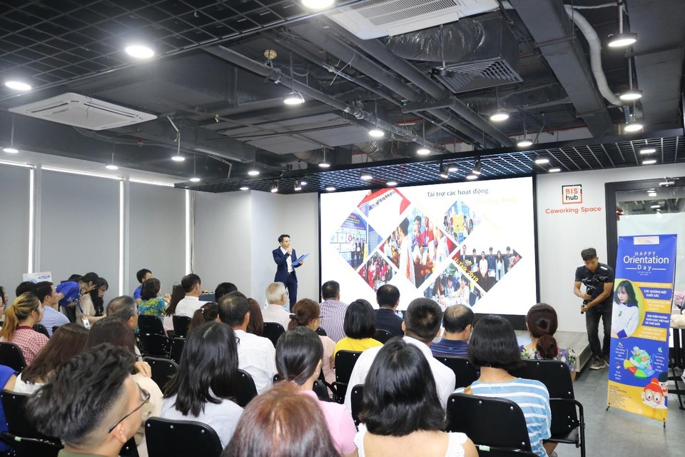 Eduline Orientation Day 2019 – Lễ vinh danh các học sinh đạt học bổng du học Kỳ thu năm 2019 - 1 Eduline Orientation Day 2019 – Lễ vinh danh các học sinh đạt học bổng du học Kỳ thu năm 2019 - 1