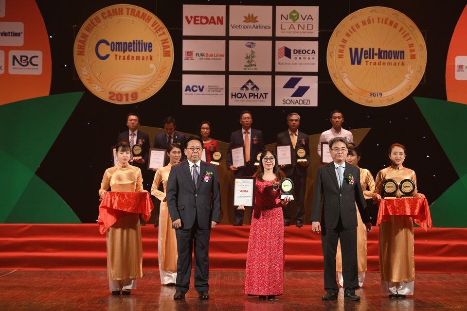 Công Ty Vedan Việt Nam được trao chứng nhận “Nhãn hiệu nổi tiếng Việt Nam 2019” - 2 Công Ty Vedan Việt Nam được trao chứng nhận “Nhãn hiệu nổi tiếng Việt Nam 2019” - 2