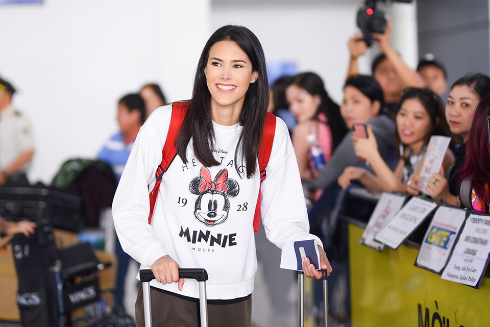 Hoa hậu Quốc tế 2018 Mariem Velazco mặc giản dị khi đến Việt Nam - 3 Hoa hậu Quốc tế 2018 Mariem Velazco mặc giản dị khi đến Việt Nam - 3