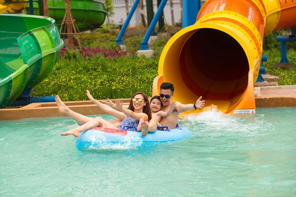 Cực shock dịp 2/9: Giá vé vào công viên Dragon Park và công viên nước Typhoon Water Park chỉ 100.000 đồng - 5 Cực shock dịp 2/9: Giá vé vào công viên Dragon Park và công viên nước Typhoon Water Park chỉ 100.000 đồng - 5