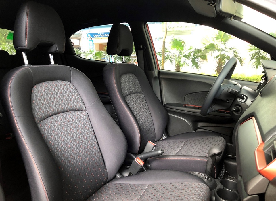 Honda Brio - Thực dụng nhưng không kém phần kiêu hãnh - 5 Honda Brio - Thực dụng nhưng không kém phần kiêu hãnh - 5