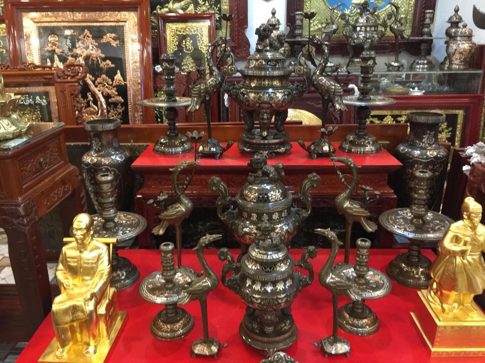 Tinh hoa làng nghề chạm bạc gần 400 năm tuổi - 7 Tinh hoa làng nghề chạm bạc gần 400 năm tuổi - 7