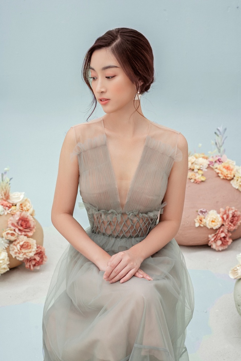 Hình ảnh mới của Hoa hậu Đỗ Mỹ Linh sau tin đồn yêu thiếu gia - 1 Hình ảnh mới của Hoa hậu Đỗ Mỹ Linh sau tin đồn yêu thiếu gia - 1