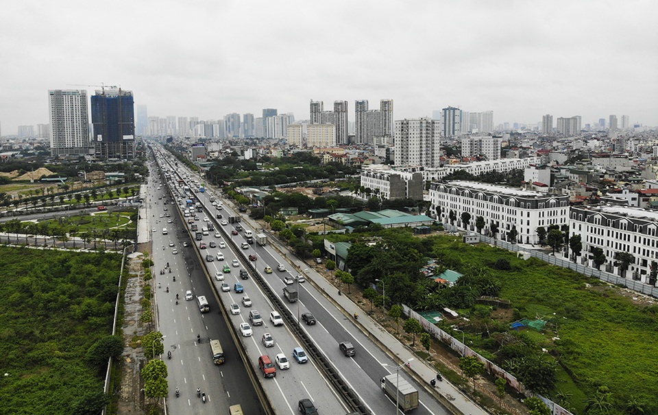 Giao thông Hà Nội thông thoáng trong ngày đầu nghỉ lễ - 4 Giao thông Hà Nội thông thoáng trong ngày đầu nghỉ lễ - 4