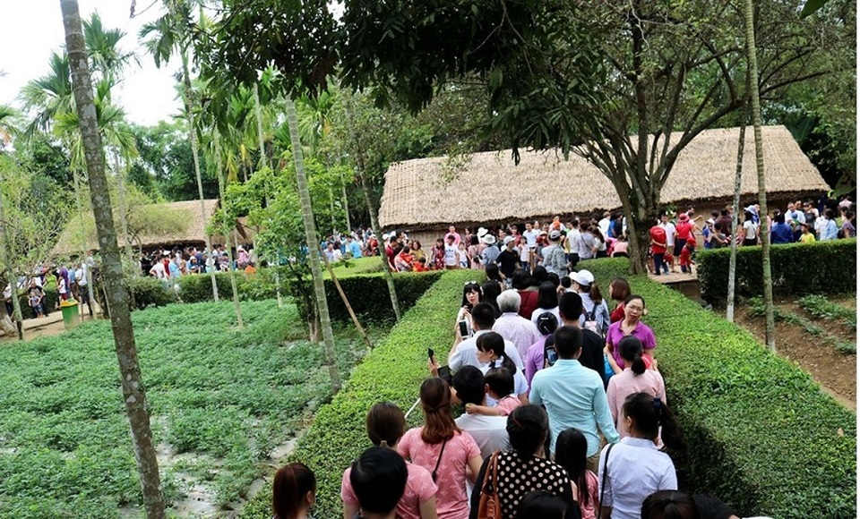 Sớm đưa Nghệ An trở thành một trong những tỉnh khá nhất miền Bắc - 6 Sớm đưa Nghệ An trở thành một trong những tỉnh khá nhất miền Bắc - 6