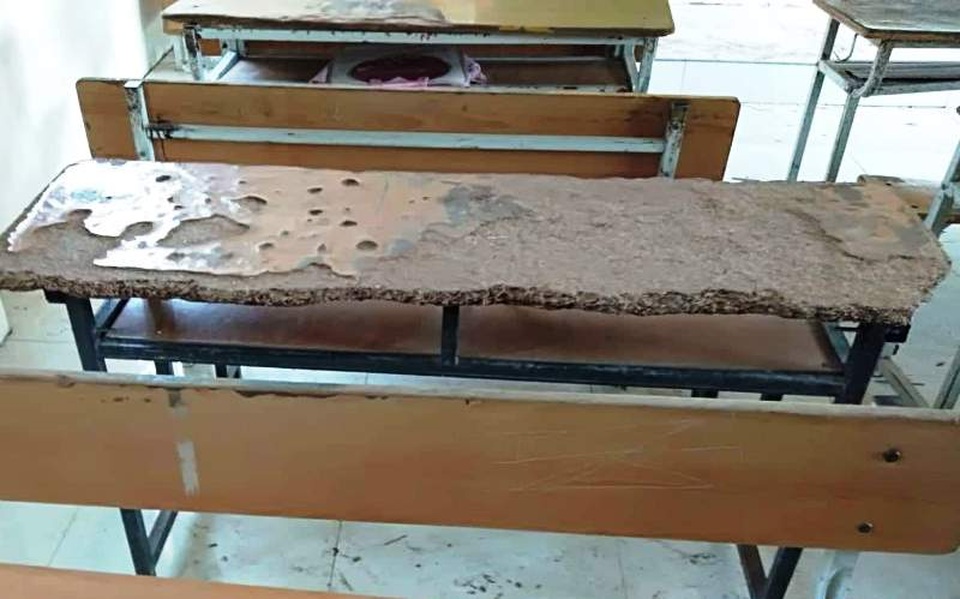 Gần 1.000 học sinh Mường Lát phải ngồi ghép vì thiếu bàn ghế - 3 Gần 1.000 học sinh Mường Lát phải ngồi ghép vì thiếu bàn ghế - 3