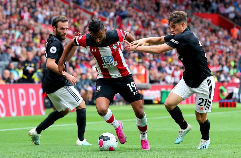 Nhìn lại trận hòa gây thất vọng của Man Utd trên sân Southampton - 14 Nhìn lại trận hòa gây thất vọng của Man Utd trên sân Southampton - 14
