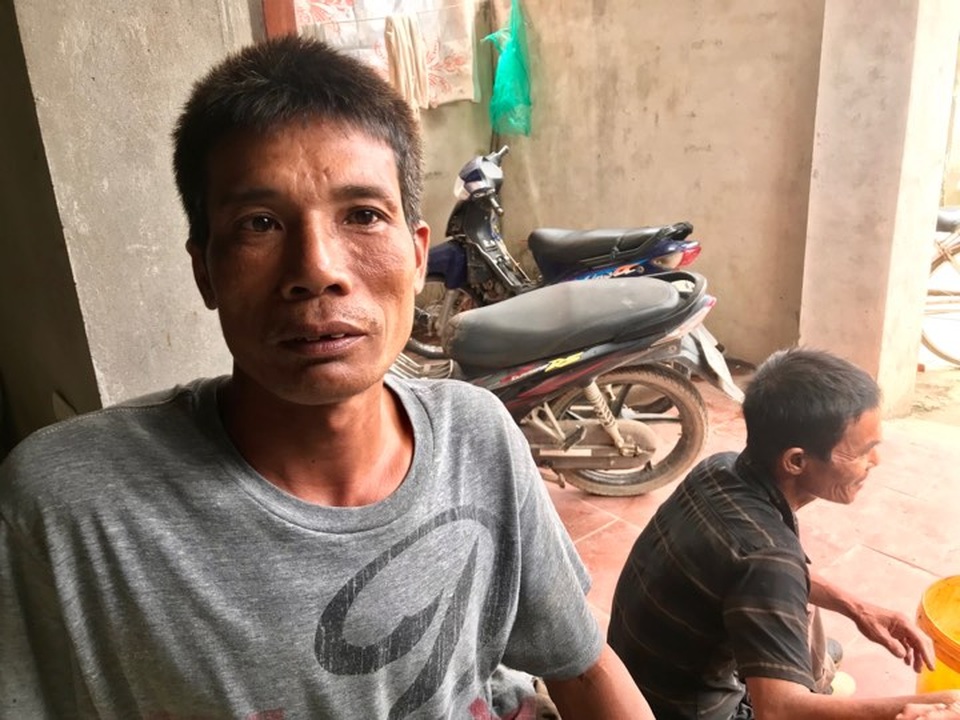 Nhân chứng kể lại giây phút anh trai truy sát cả nhà em trai - 2 Nhân chứng kể lại giây phút anh trai truy sát cả nhà em trai - 2