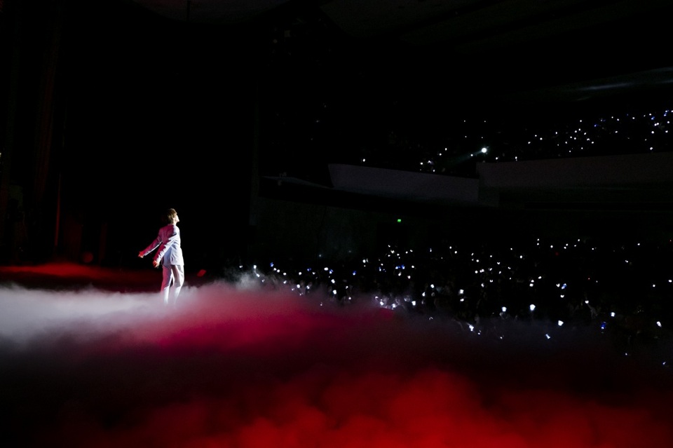 Vũ Cát Tường khiến Hồng Nhung rưng rưng nhớ cố nhạc sĩ Trịnh Công Sơn - 10 Vũ Cát Tường khiến Hồng Nhung rưng rưng nhớ cố nhạc sĩ Trịnh Công Sơn - 10