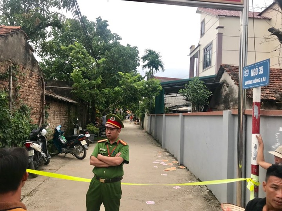 Khởi tố vụ án thảm sát cả gia đình ở Đan Phượng - 2 Khởi tố vụ án thảm sát cả gia đình ở Đan Phượng - 2