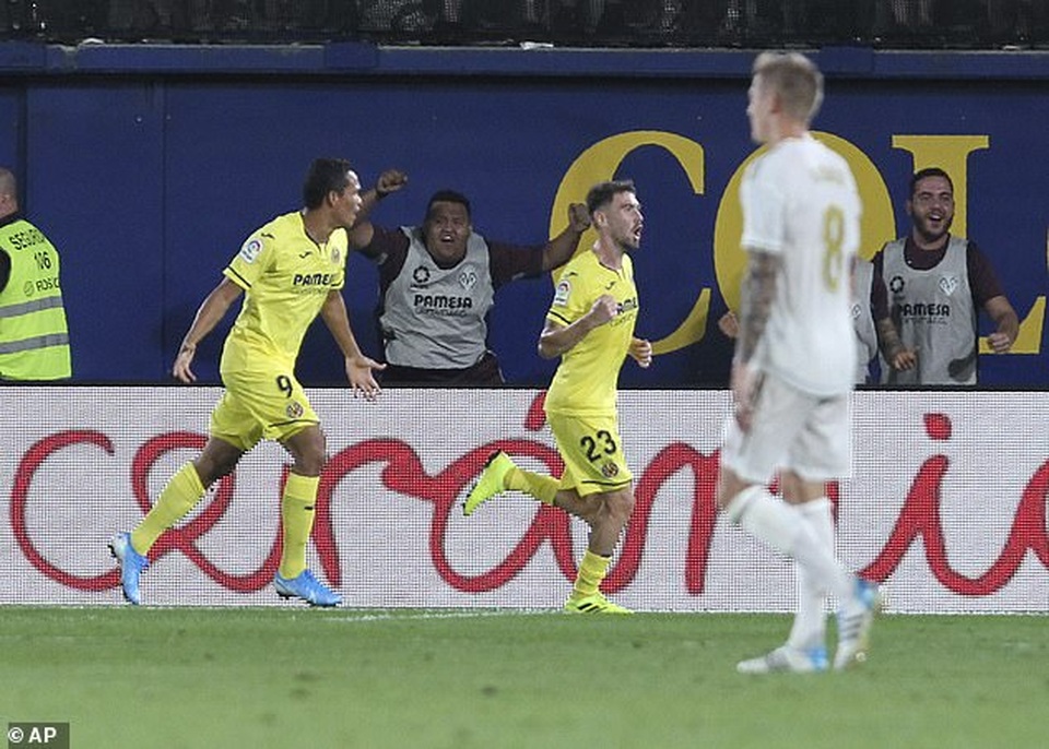 Villarreal 2-2 Real Madrid: Bale lập cú đúp và nhận… thẻ đỏ - 4