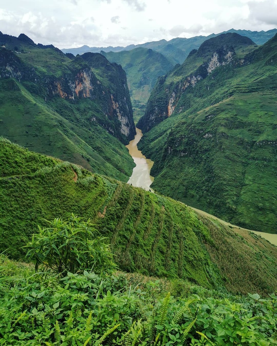 Sửng sốt trước vẻ đẹp của hẻm vực sâu nhất Đông Nam Á ở Hà Giang - 6 Sửng sốt trước vẻ đẹp của hẻm vực sâu nhất Đông Nam Á ở Hà Giang - 6